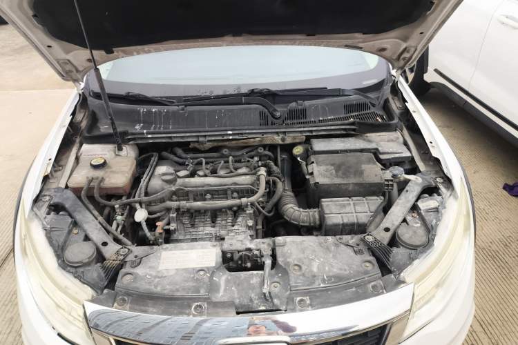 Used Qoros 3 2016 Urban SUV 1.6T Automatic Zhiyue Model Engine Bay