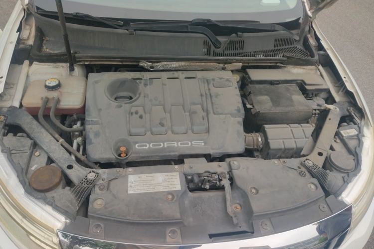 Used Qoros 3 2016 Urban SUV 1.6T Automatic Zhiyue Model Engine Bay