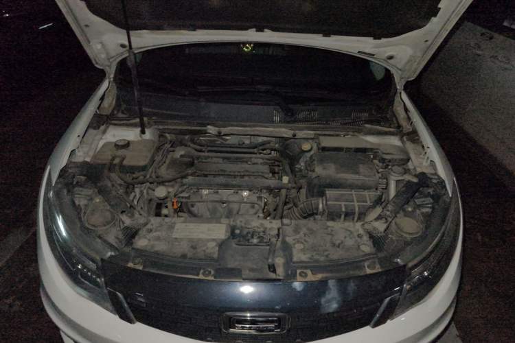 Used Qoros 3 2016 Sedan 1.6L Automatic Zhiyue Model Engine Bay