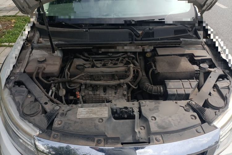 Used Qoros 3 2016 Urban SUV 1.6T Automatic Zhiyue Model Engine Bay