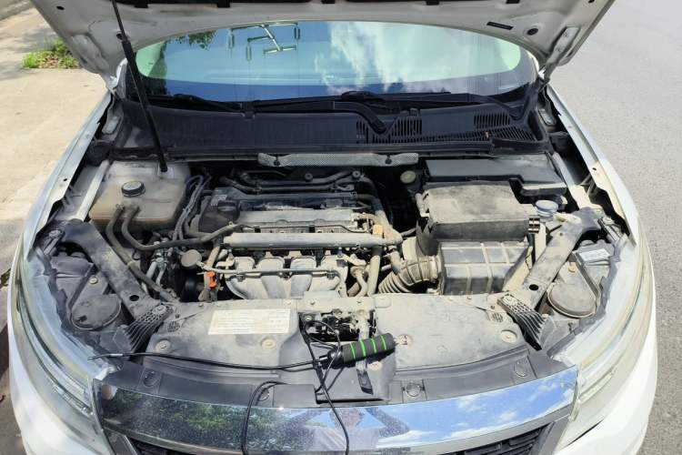 Used Qoros 3 2016 Sedan 1.6L Automatic Zhiyue Model Engine Bay