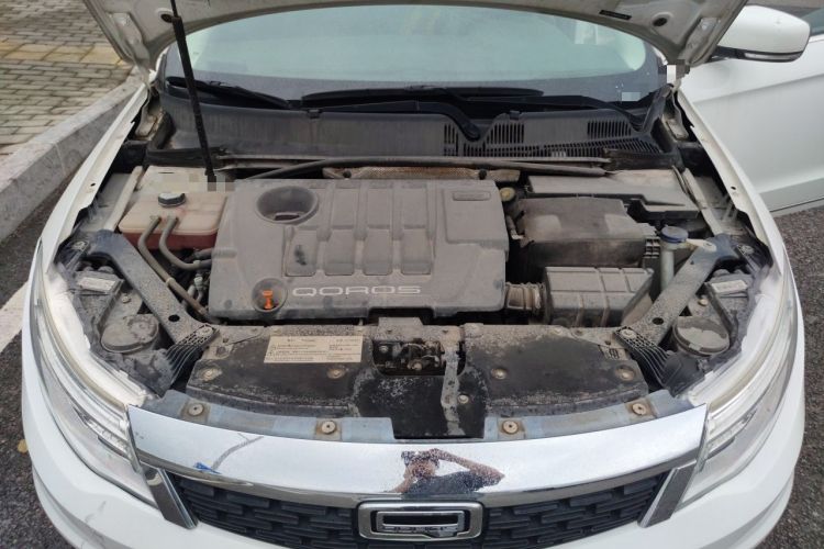 Used Qoros 3 2016 Sedan 1.6T Automatic ZhiZhen Model Engine Bay