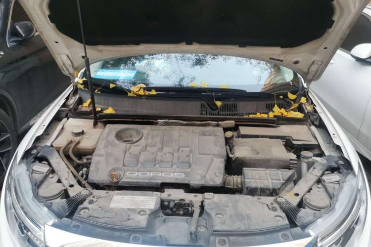 Used Qoros 3 2016 Sedan 1.6T Automatic ZhiZhen Model Engine Bay