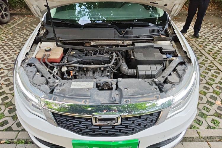 Used Qoros 3 2016 Urban SUV 1.6T Automatic Zhiyue Model Engine Bay
