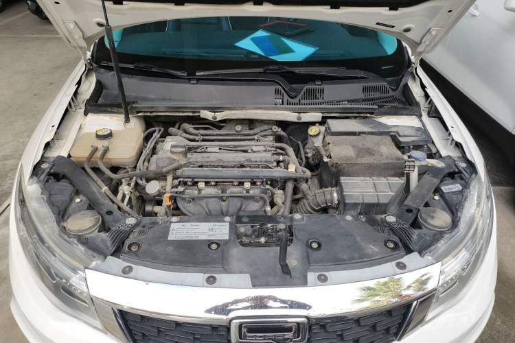 Used Qoros 3 2016 Hatchback 1.6L Automatic Zhiyue Model Engine Bay