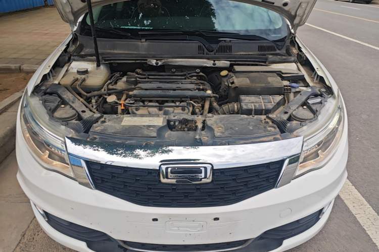 Used Qoros 3 2016 Hatchback 1.6L Automatic Zhiyue Model Engine Bay