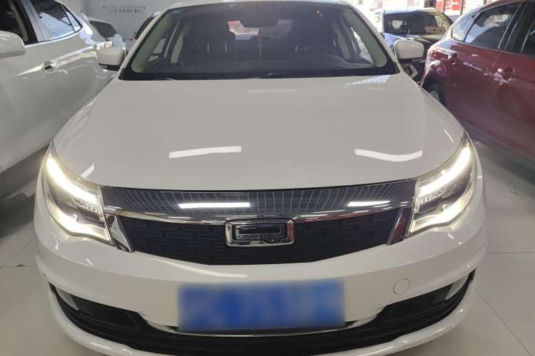 Used Qoros 3 2016 Sedan 1.6L Automatic Zhiyue Model Exterior 1