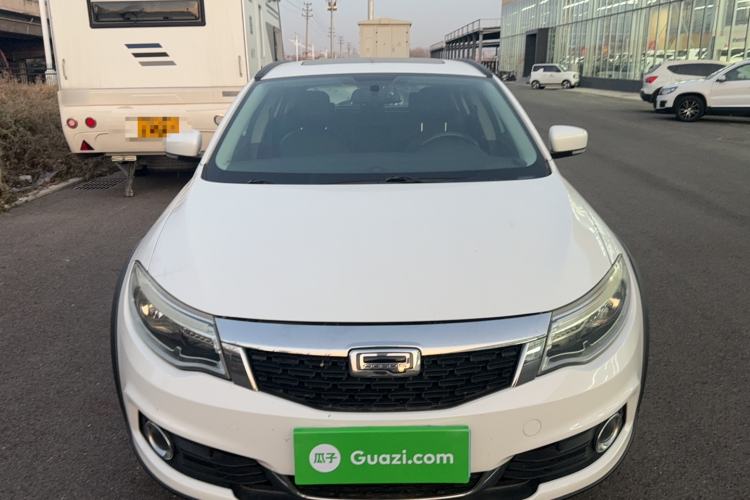 Used Qoros 3 2016 Urban SUV 1.6T Automatic Zhiyue Model Exterior 1