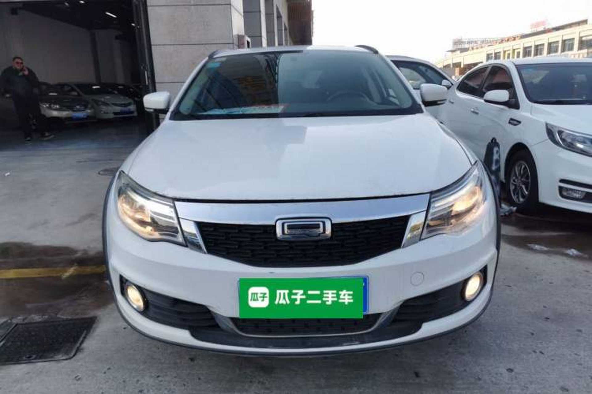 Used Qoros 3 2016 Urban SUV 1.6T Automatic Zhiyue Model Exterior 1