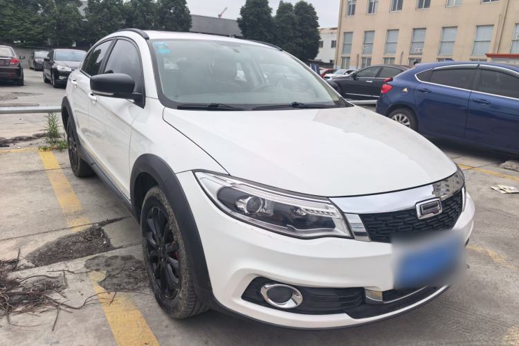 Used Qoros 3 2016 Urban SUV 1.6T Automatic Zhiyue Model Exterior 4