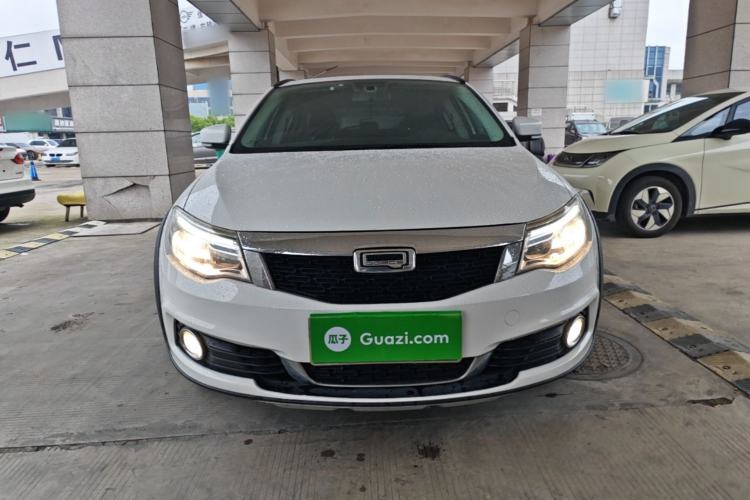 Used Qoros 3 2016 Urban SUV 1.6T Automatic Zhiyue Model Front