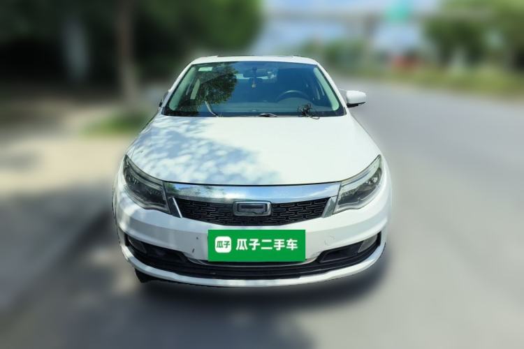 Used Qoros 3 2016 Sedan 1.6L Automatic Zhiyue Model Front