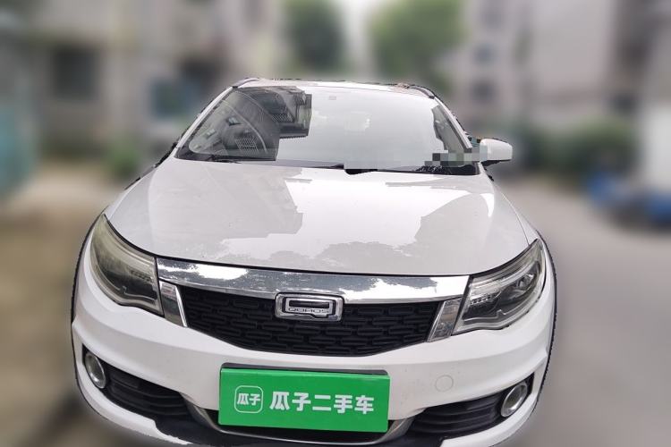Used Qoros 3 2016 Urban SUV 1.6T Automatic Zhiyue Model Front