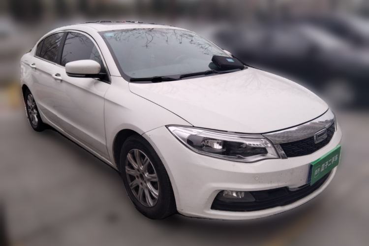 Used Qoros 3 2016 Sedan 1.6L Automatic Zhiyue Model Front Right 45 Deg
