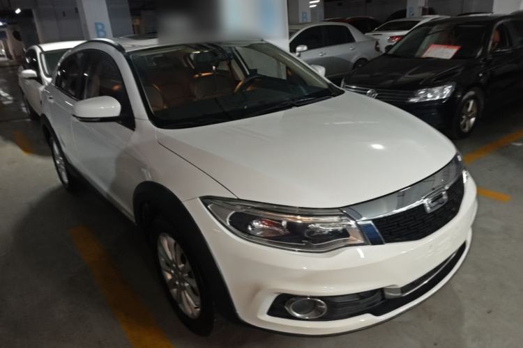 Used Qoros 3 2016 Urban SUV 1.6T Automatic Zhiyue Model Front Right 45 Deg