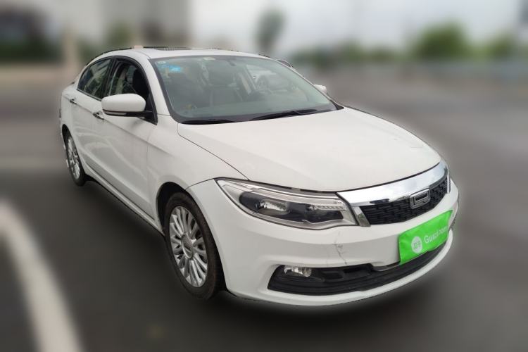 Used Qoros 3 2016 Sedan 1.6T Automatic ZhiZhen Model Front Right 45 Deg
