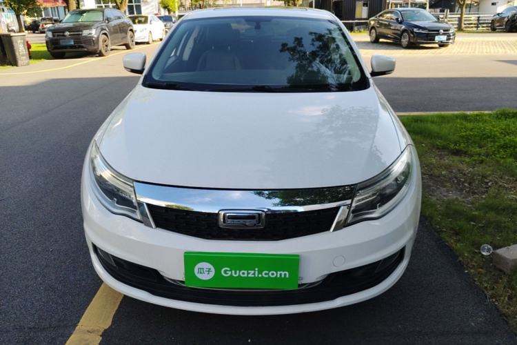 Used Qoros 3 2016 Sedan 1.6L Automatic Zhiyue Model Front
