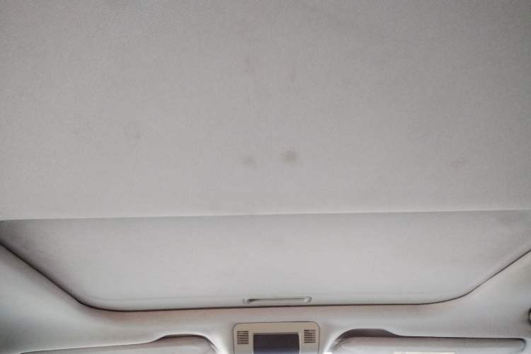 Used Qoros 3 2016 Hatchback 1.6L Automatic Zhiyue Model Headliner