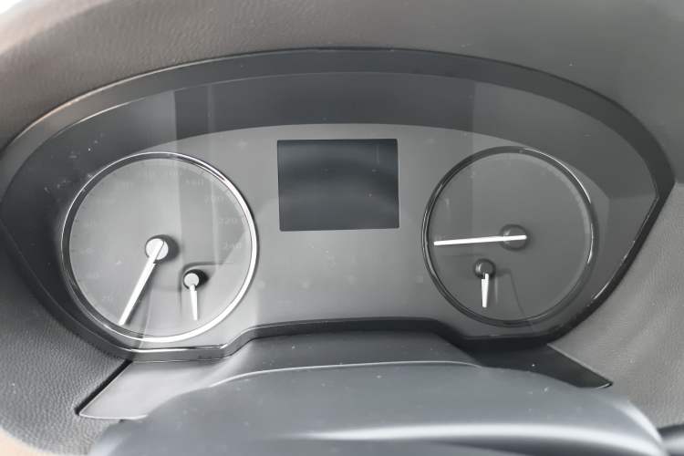 Used Qoros 3 2016 Sedan 1.6L Automatic Zhiyue Model Instrument Cluster