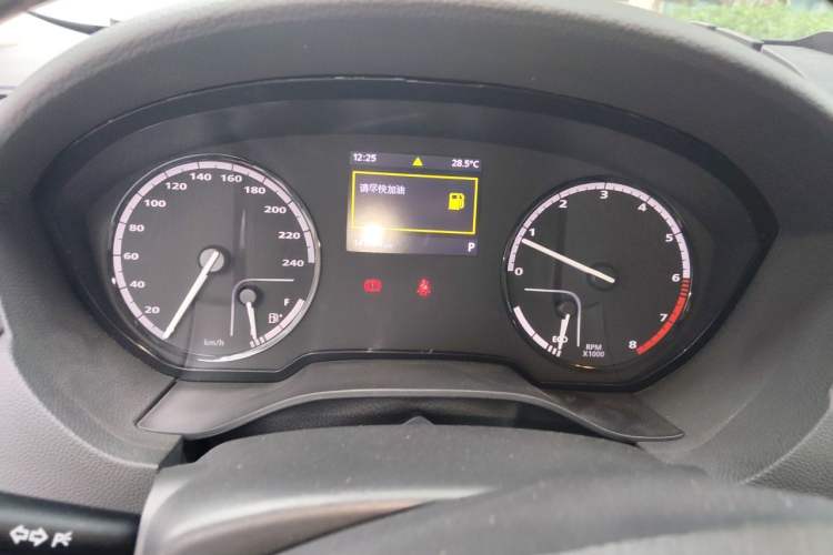 Used Qoros 3 2016 Urban SUV 1.6T Automatic Zhiyue Model Instrument Cluster