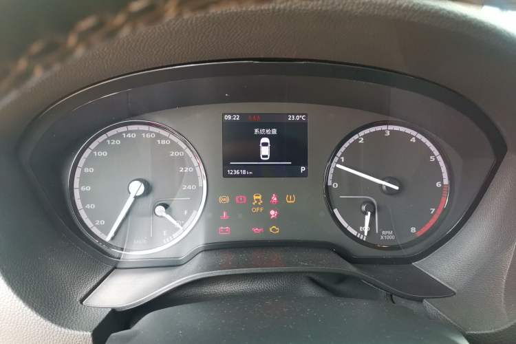 Used Qoros 3 2016 Sedan 1.6T Automatic ZhiZhen Model Instrument Cluster