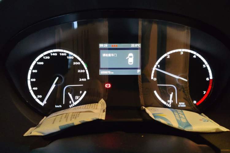 Used Qoros 3 2016 Urban SUV 1.6T Automatic ZhiZhen Model Instrument Cluster