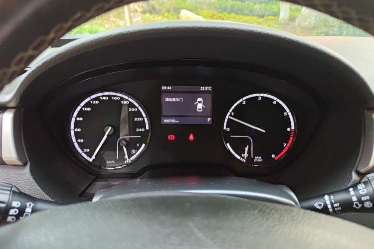 Used Qoros 3 2016 Urban SUV 1.6T Automatic Zhiyue Model Instrument Cluster