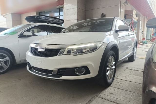 Used Qoros 3 2016 Urban SUV 1.6T Automatic Zhiyue Model