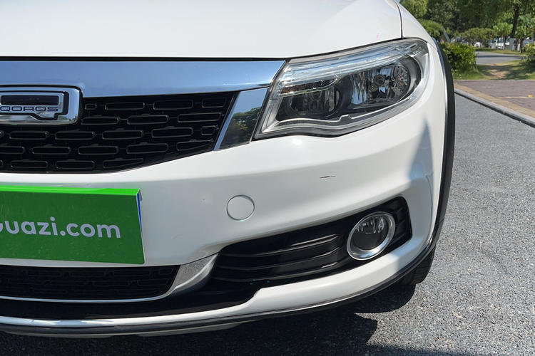 Used Qoros 3 2016 Urban SUV 1.6T Automatic Zhiyue Model Left Front Headlight
