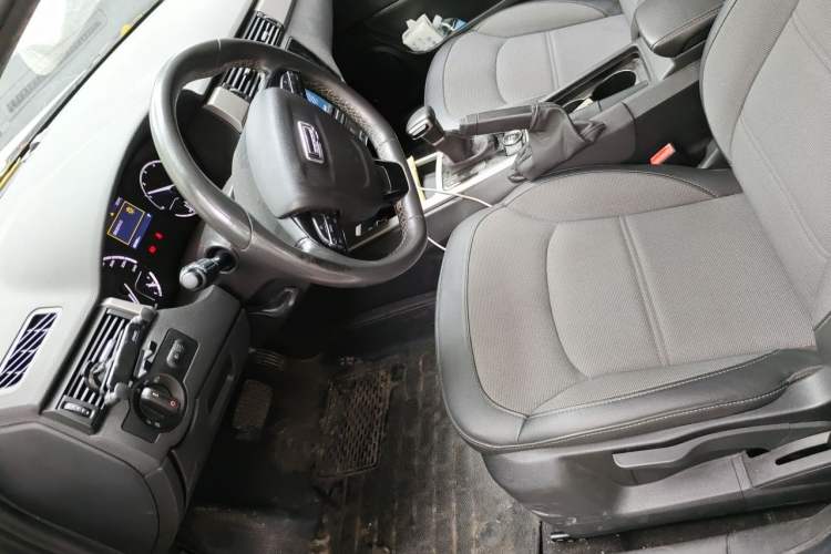 Used Qoros 3 2016 Urban SUV 1.6T Automatic Zhiyue Model Left Front Seat