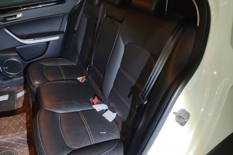 Used Qoros 3 2016 Urban SUV 1.6T Automatic ZhiZhen Model Left Rear Seat