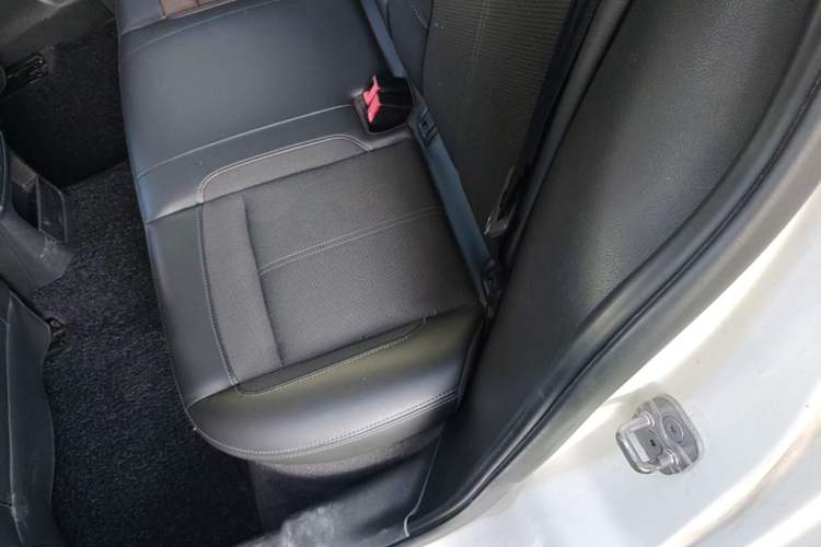 Used Qoros 3 2016 Sedan 1.6L Automatic Zhiyue Model Left Rear Seat