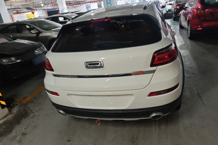 Used Qoros 3 2016 Urban SUV 1.6T Automatic Zhiyue Model Rear