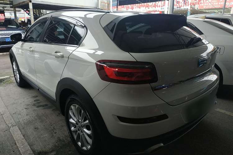 Used Qoros 3 2016 Urban SUV 1.6T Automatic Zhiyue Model Rear Left 45 Deg