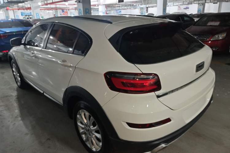 Used Qoros 3 2016 Urban SUV 1.6T Automatic Zhiyue Model Rear Left 45 Deg