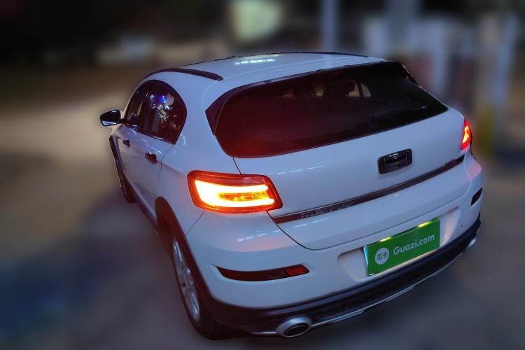 Used Qoros 3 2016 Urban SUV 1.6T Automatic ZhiZhen Model Rear Left 45 Deg