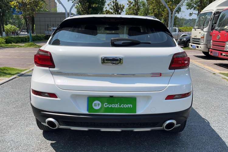 Used Qoros 3 2016 Urban SUV 1.6T Automatic Zhiyue Model Rear
