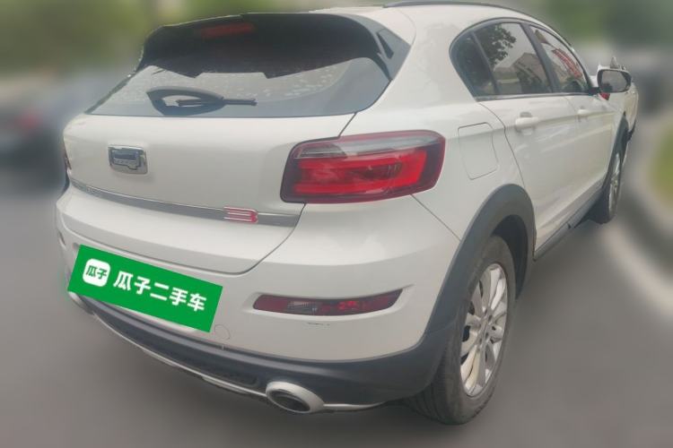Used Qoros 3 2016 Urban SUV 1.6T Automatic Zhiyue Model Rear Right 45 Deg