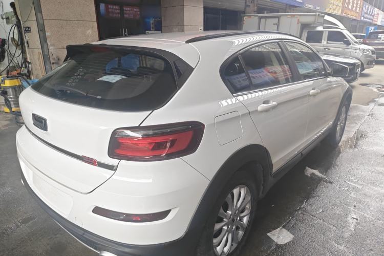 Used Qoros 3 2016 Urban SUV 1.6T Automatic Zhiyue Model Rear Right 45 Deg