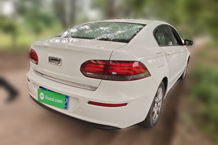 Used Qoros 3 2016 Sedan 1.6L Automatic Zhiyue Model Rear Right 45 Deg