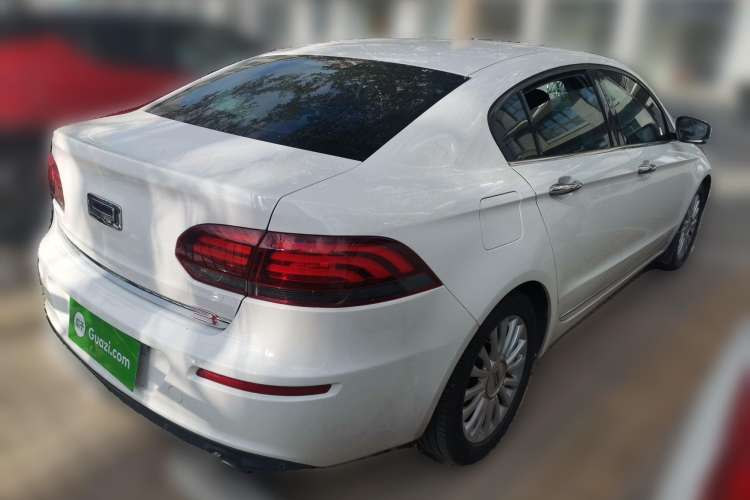Used Qoros 3 2016 Sedan 1.6T Automatic ZhiZhen Model Rear Right 45 Deg