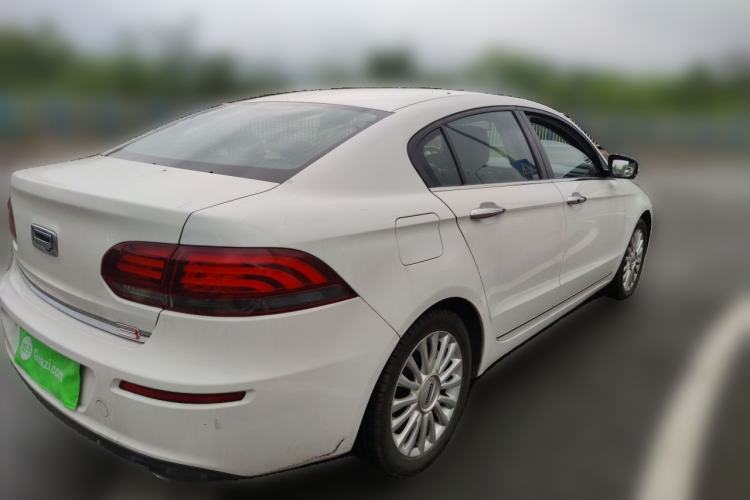 Used Qoros 3 2016 Sedan 1.6T Automatic ZhiZhen Model Rear Right 45 Deg