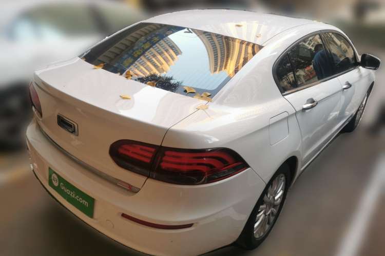 Used Qoros 3 2016 Sedan 1.6T Automatic ZhiZhen Model Rear Right 45 Deg