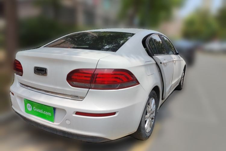 Used Qoros 3 2016 Sedan 1.6L Automatic Zhiyue Model Rear Right 45 Deg