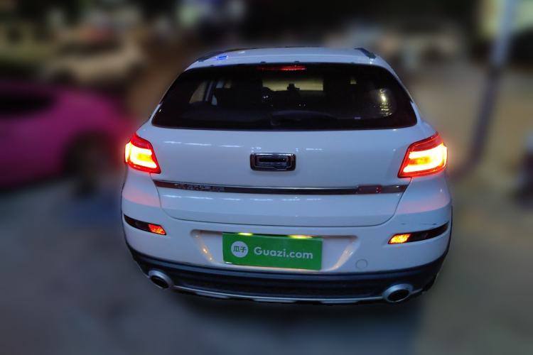 Used Qoros 3 2016 Urban SUV 1.6T Automatic ZhiZhen Model Rear