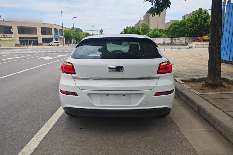Used Qoros 3 2016 Hatchback 1.6L Automatic Zhiyue Model Rear