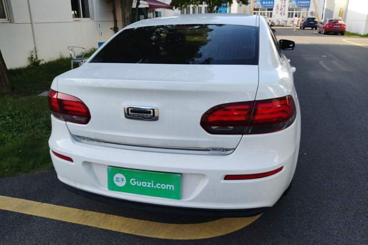 Used Qoros 3 2016 Sedan 1.6L Automatic Zhiyue Model Rear