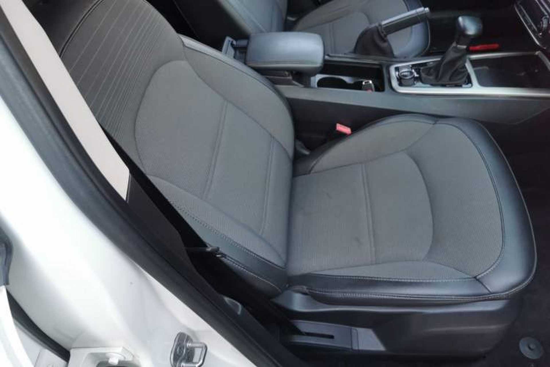 Used Qoros 3 2016 Urban SUV 1.6T Automatic Zhiyue Model Right Front Seat
