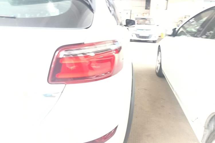 Used Qoros 3 2016 Urban SUV 1.6T Automatic Zhiyue Model Right Rear Taillight