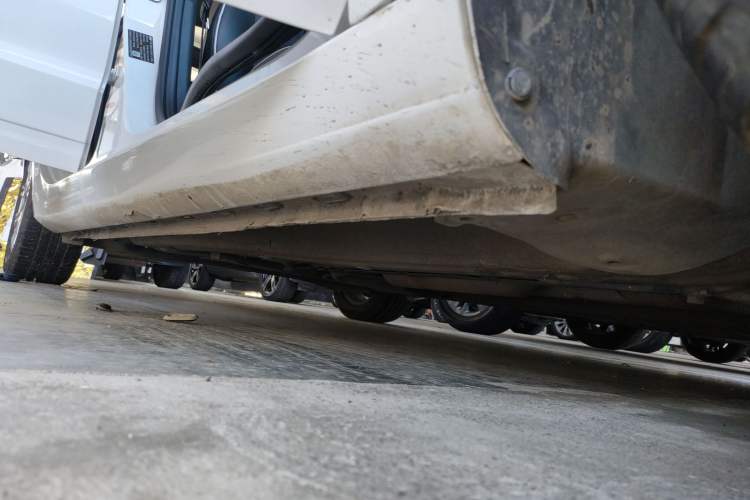 Used Qoros 3 2016 Hatchback 1.6L Automatic Zhiyue Model Right Side Sill